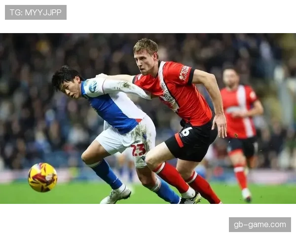 伯恩利联赛杯稳健晋级,强势表现引关注 伯恩利联赛杯稳健晋级,强势表现引关注